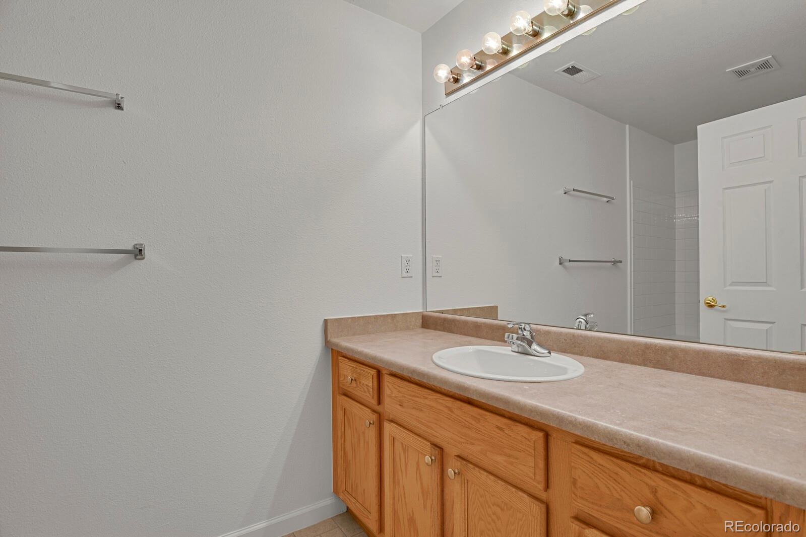 MLS Image #18 for 18284 e floyd avenue,aurora, Colorado