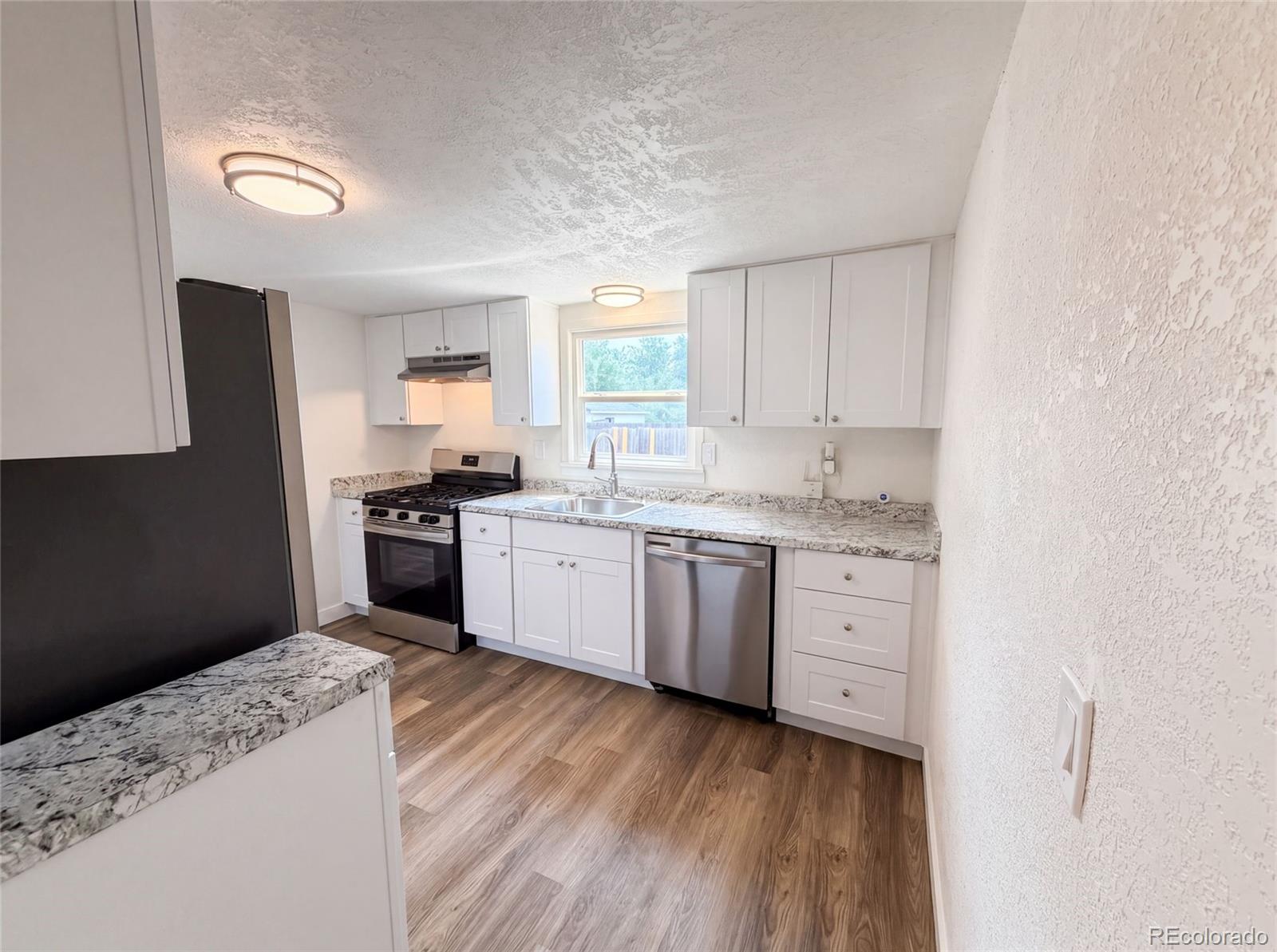 MLS Image #6 for 1298 s perry street,denver, Colorado
