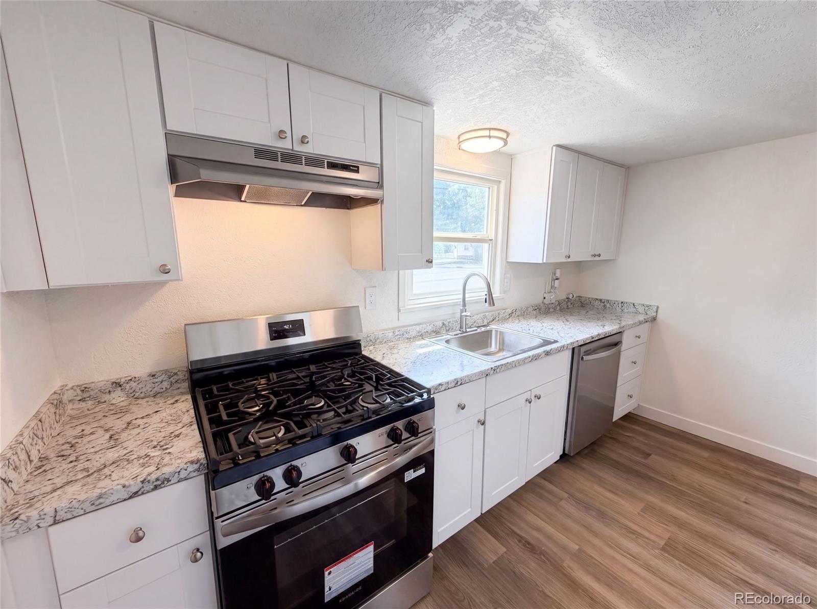 MLS Image #8 for 1298 s perry street,denver, Colorado