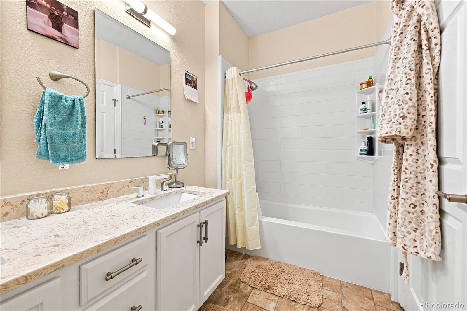 MLS Image #17 for 5723 n gibralter way,aurora, Colorado