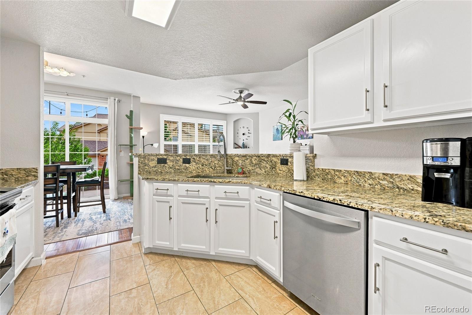 MLS Image #5 for 5723 n gibralter way,aurora, Colorado
