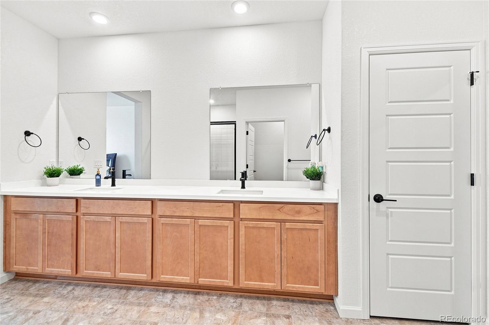 MLS Image #16 for 3471 n buchanan way,aurora, Colorado