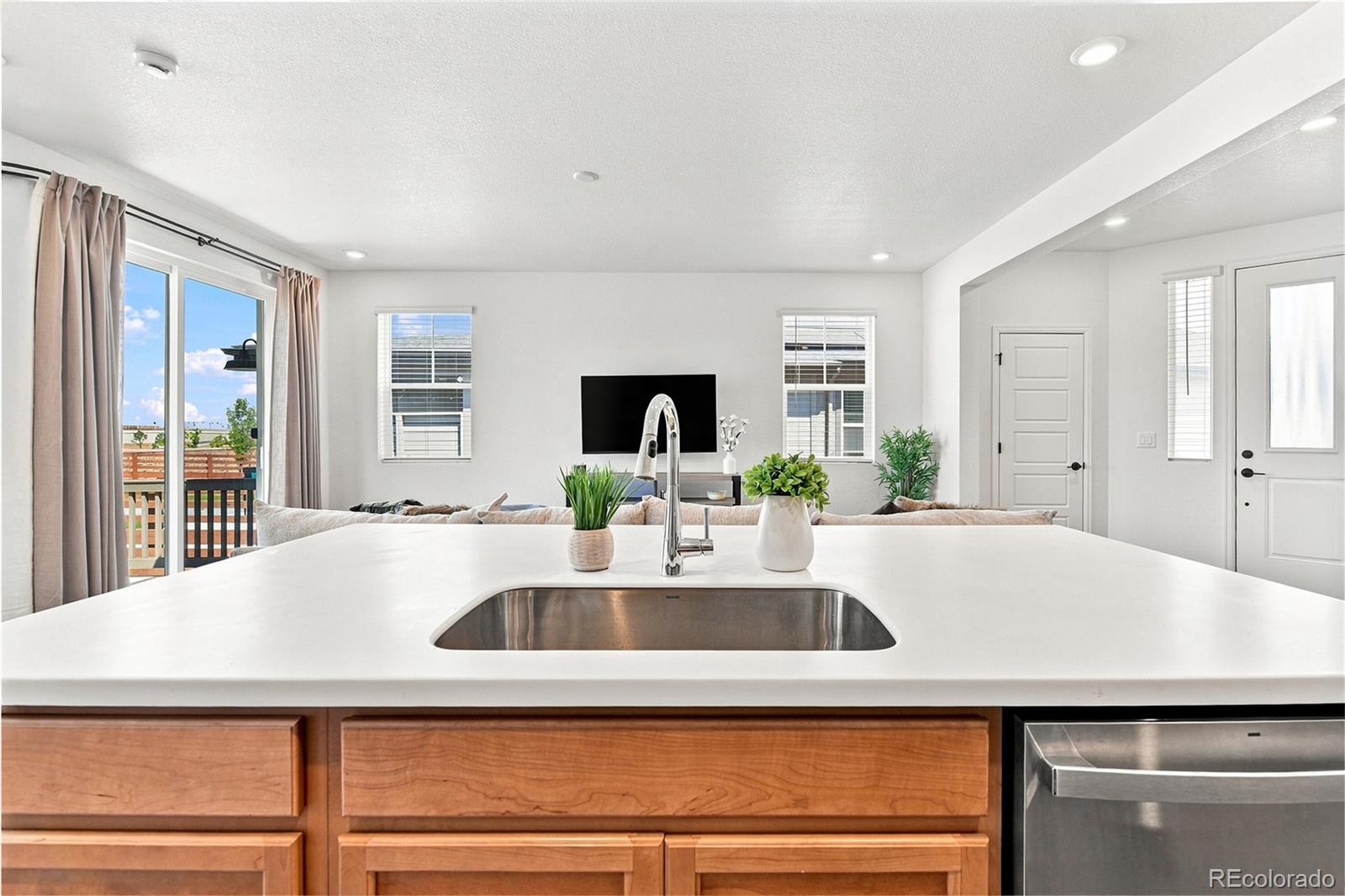 MLS Image #6 for 3471 n buchanan way,aurora, Colorado