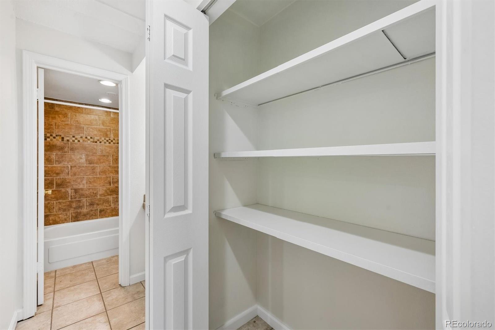 MLS Image #17 for 3047 w 47th avenue 308,denver, Colorado