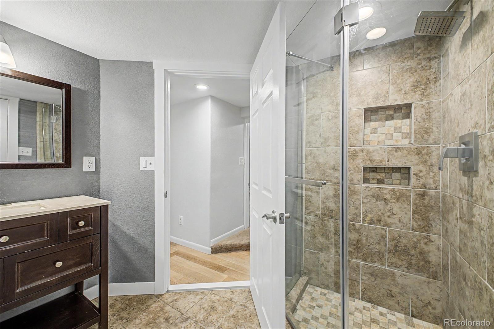 MLS Image #21 for 5008  zuni street,denver, Colorado
