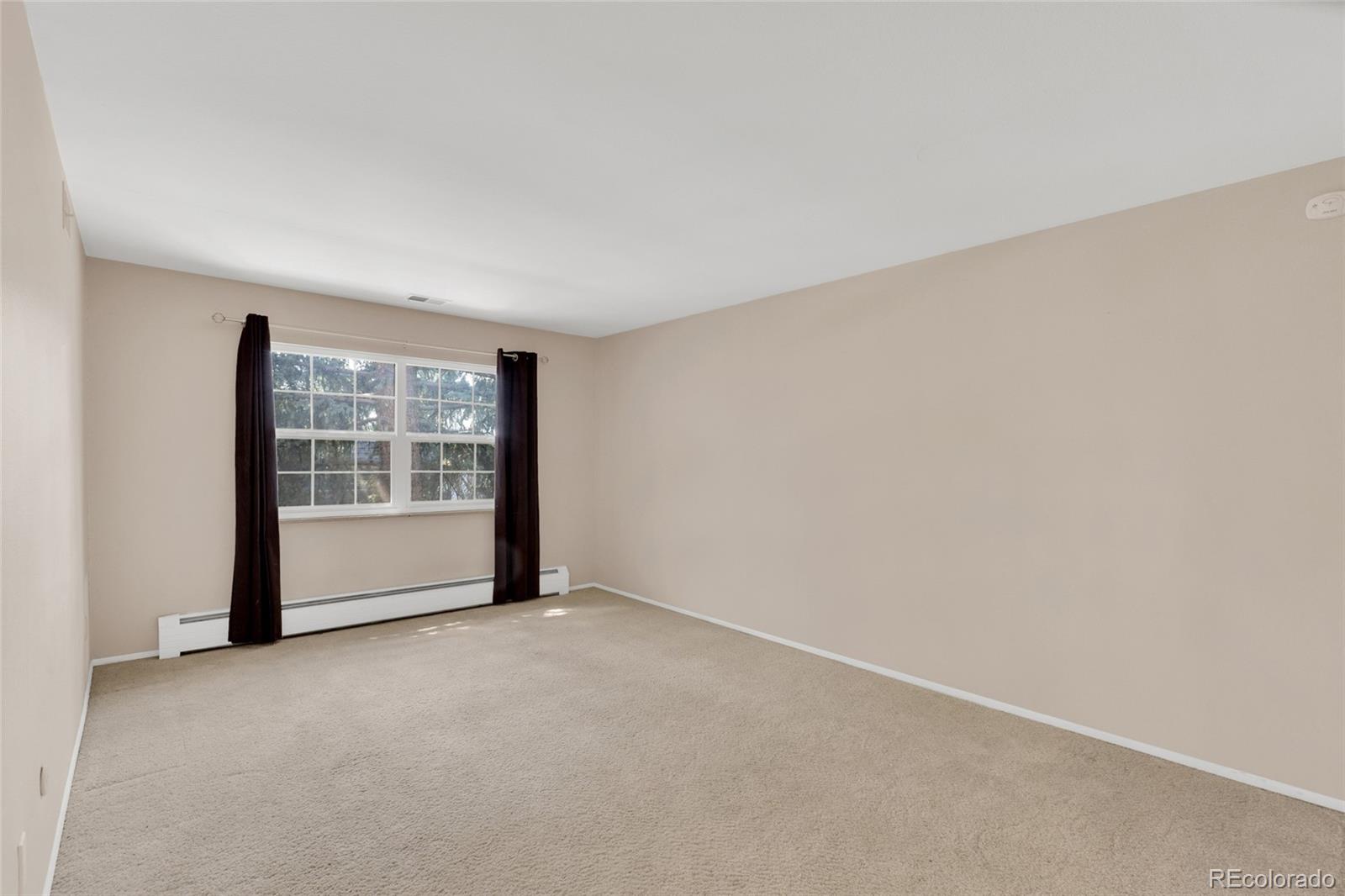 MLS Image #18 for 3511 s hillcrest drive,denver, Colorado