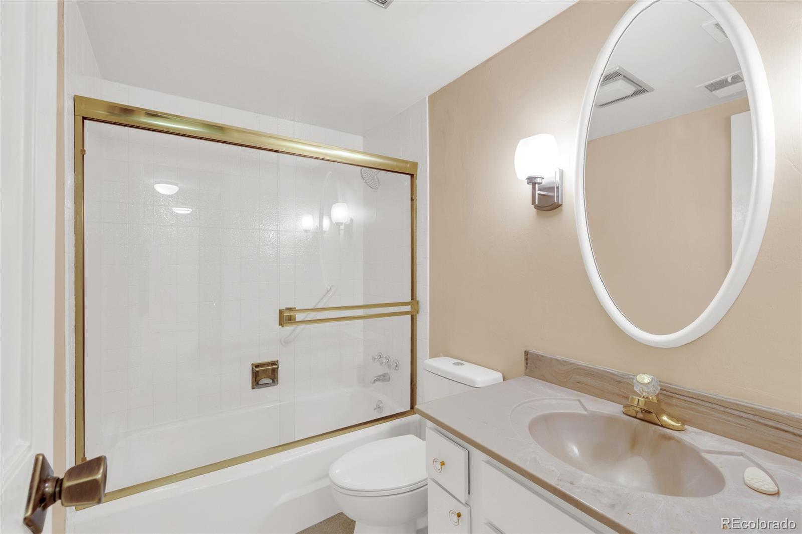 MLS Image #23 for 3511 s hillcrest drive,denver, Colorado