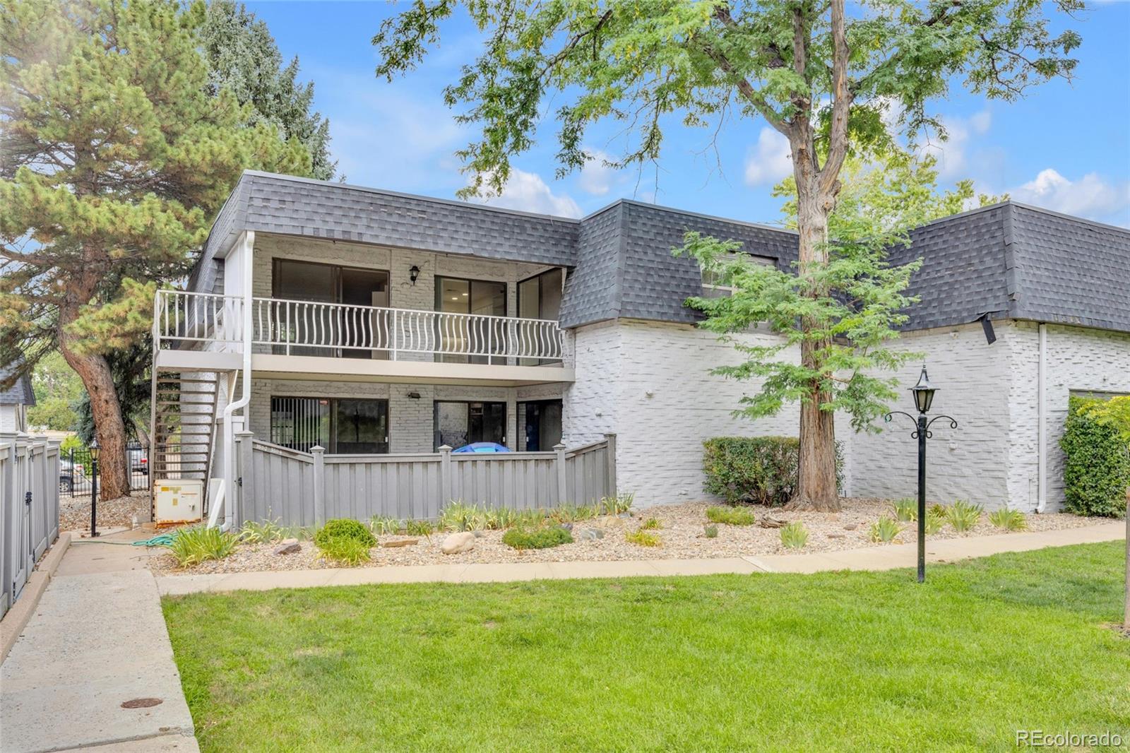 MLS Image #25 for 3511 s hillcrest drive,denver, Colorado