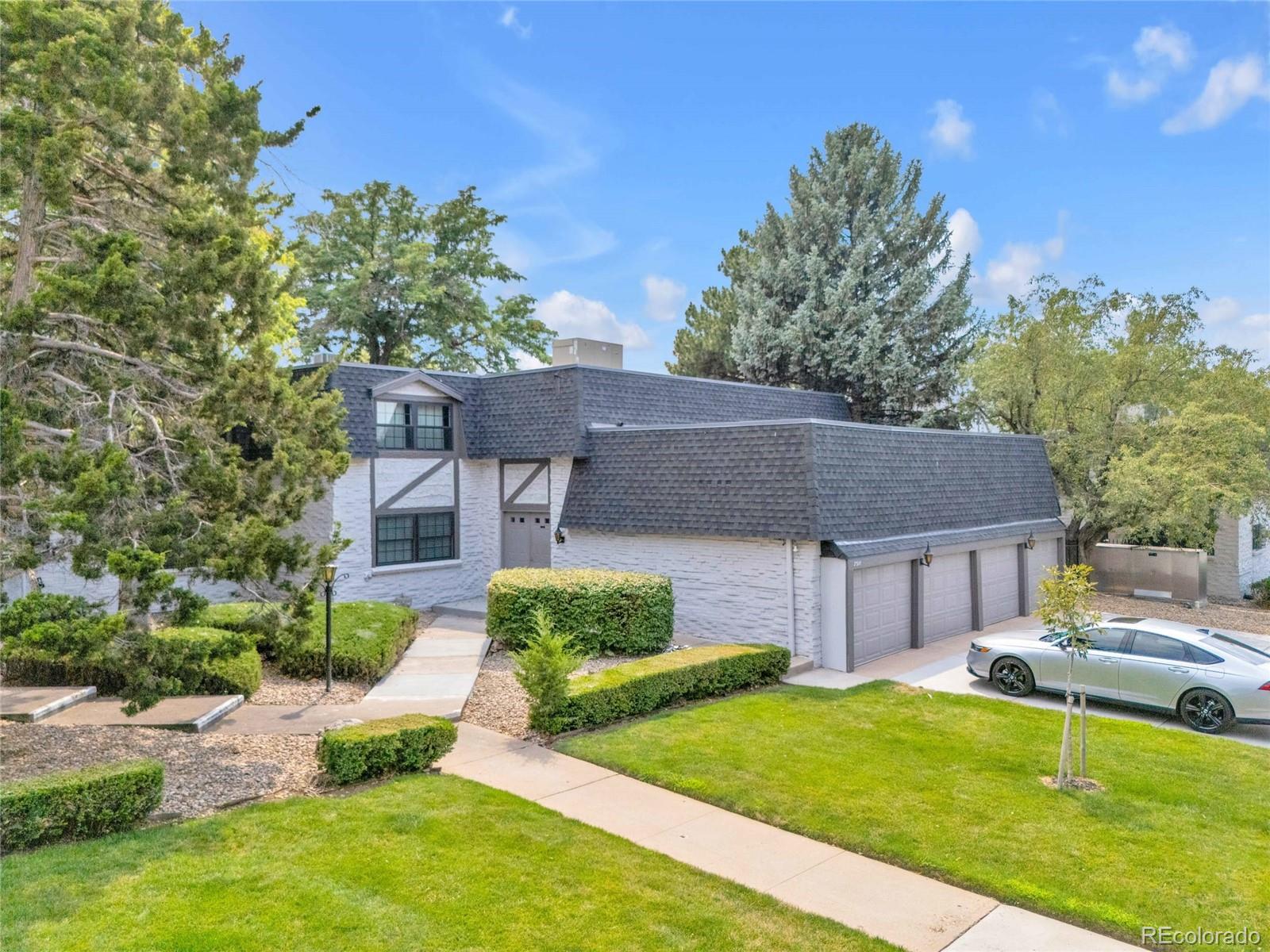 MLS Image #27 for 3511 s hillcrest drive,denver, Colorado