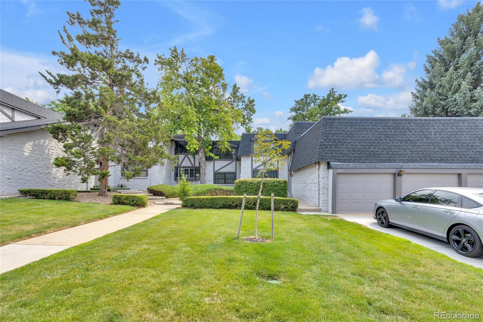MLS Image #28 for 3511 s hillcrest drive,denver, Colorado