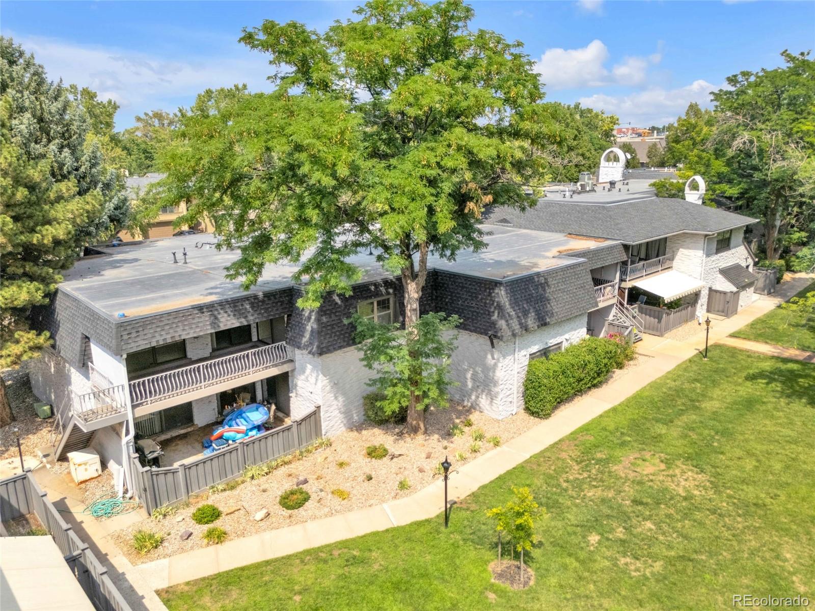 MLS Image #31 for 3511 s hillcrest drive,denver, Colorado