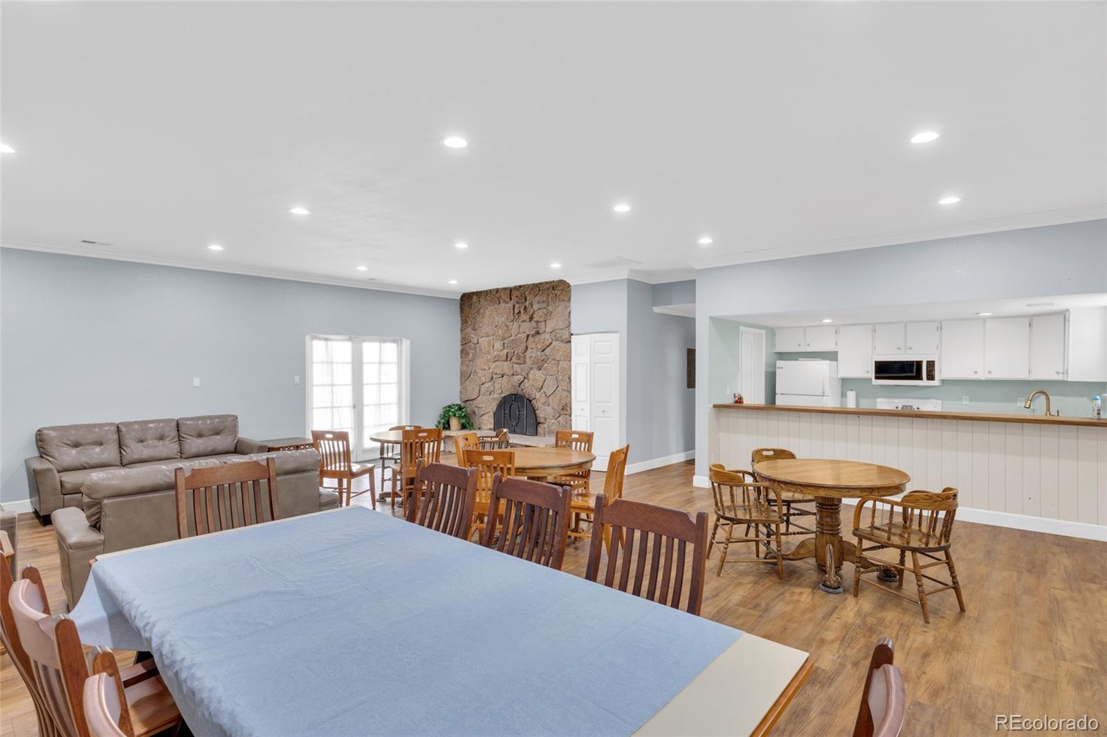 MLS Image #35 for 3511 s hillcrest drive,denver, Colorado