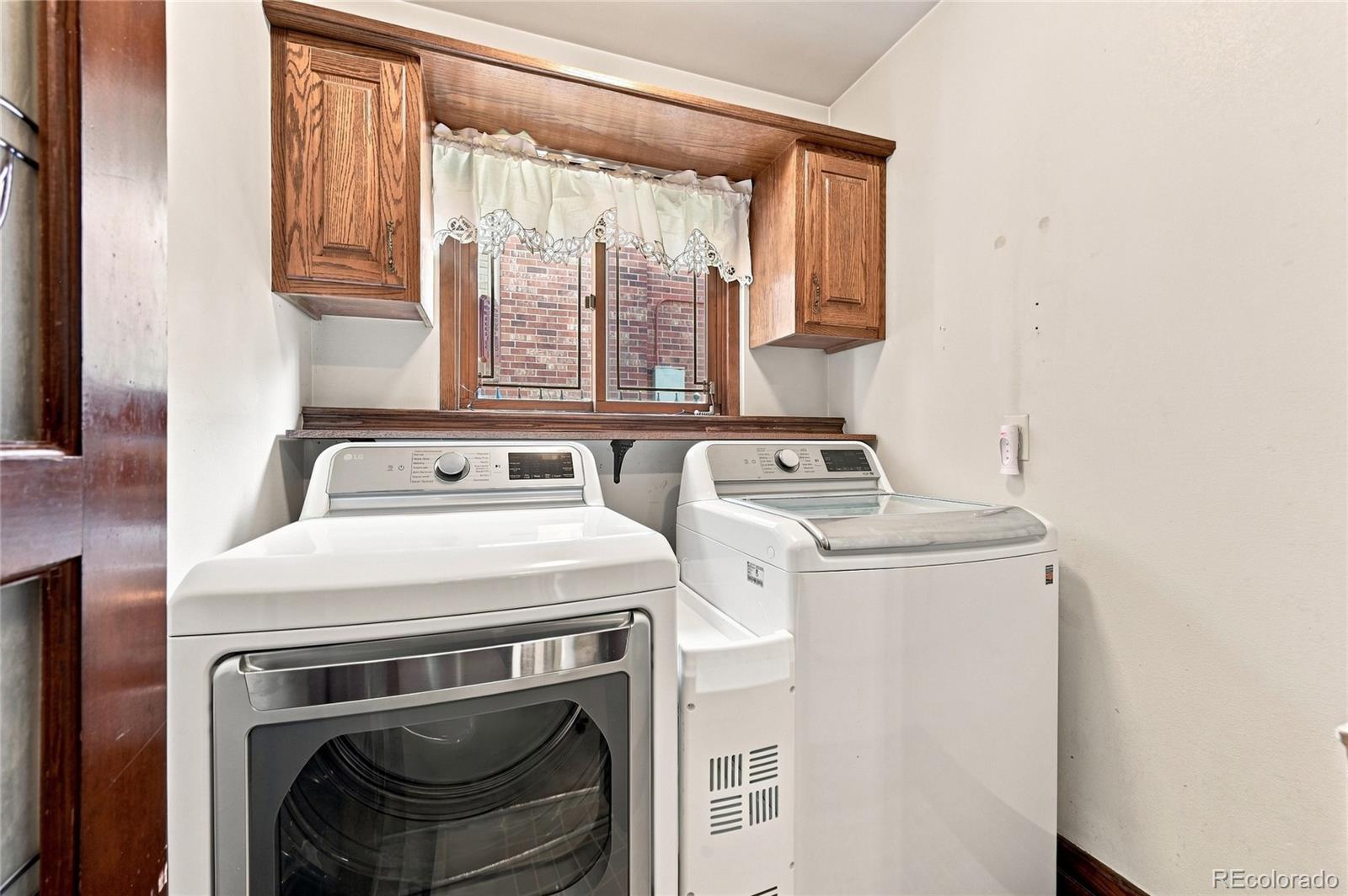 MLS Image #18 for 2411 e cedar avenue,denver, Colorado