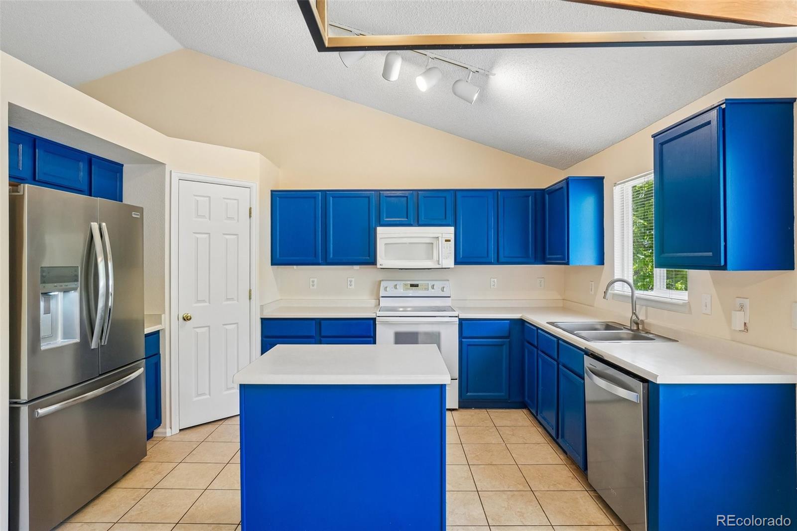 MLS Image #6 for 13130  summit grove parkway,thornton, Colorado