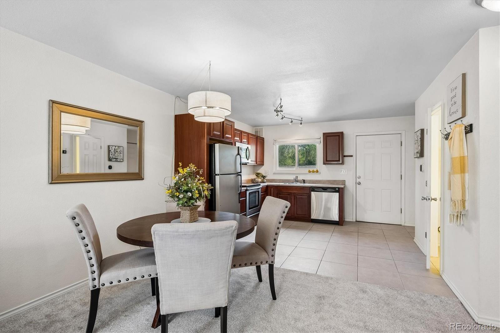 MLS Image #5 for 490 e highline circle,centennial, Colorado