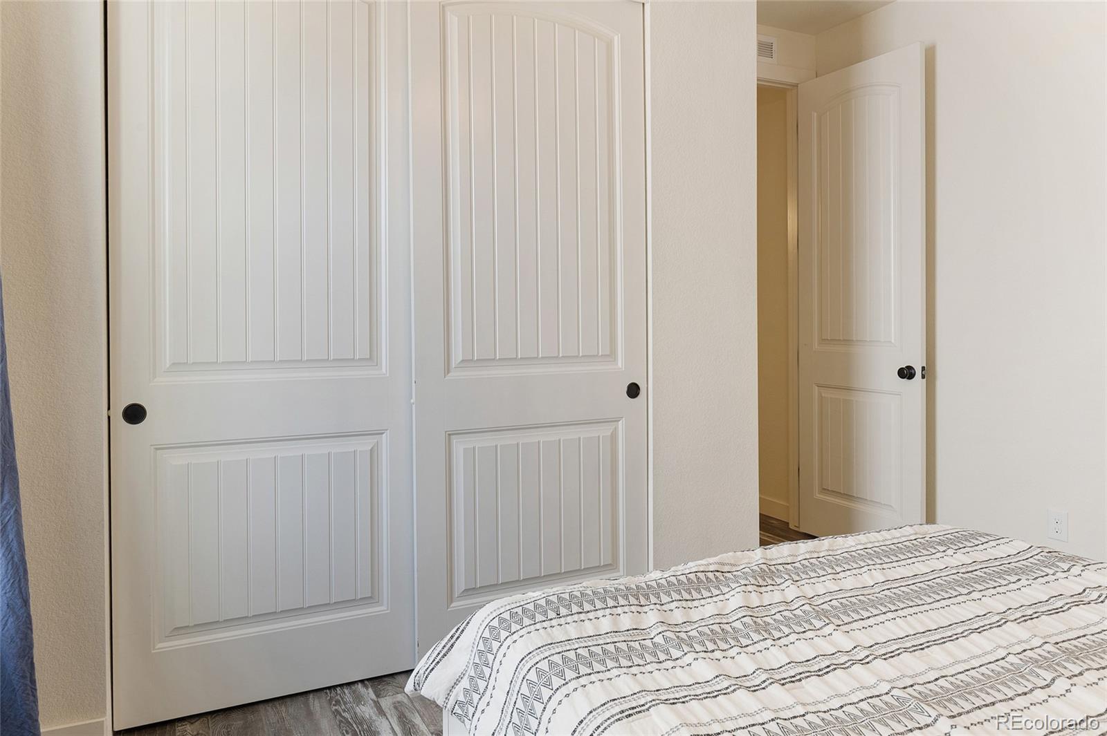 MLS Image #21 for 7858 s flat rock court,aurora, Colorado