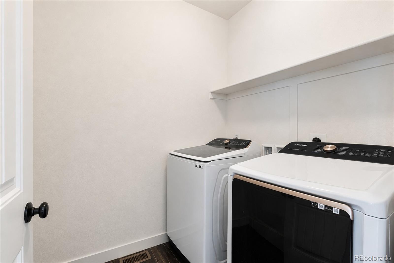 MLS Image #32 for 7858 s flat rock court,aurora, Colorado