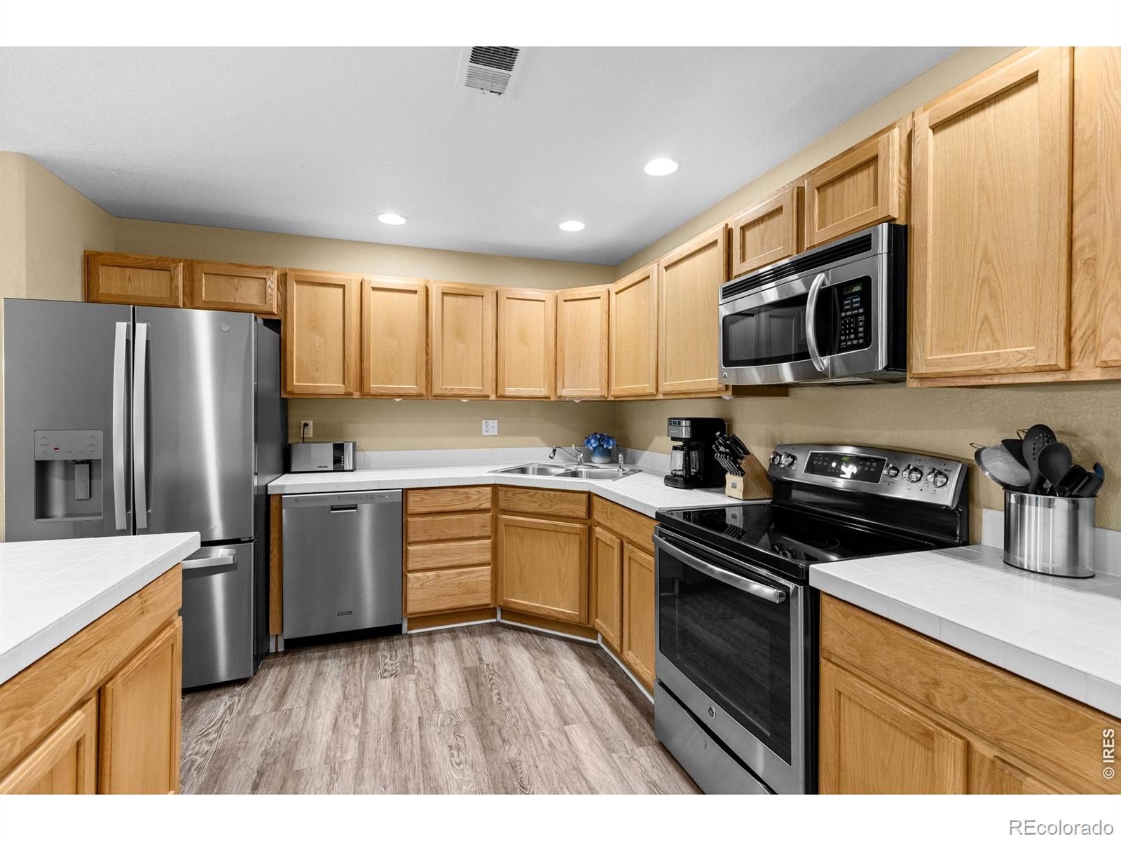 MLS Image #7 for 1012  sonoma circle,longmont, Colorado