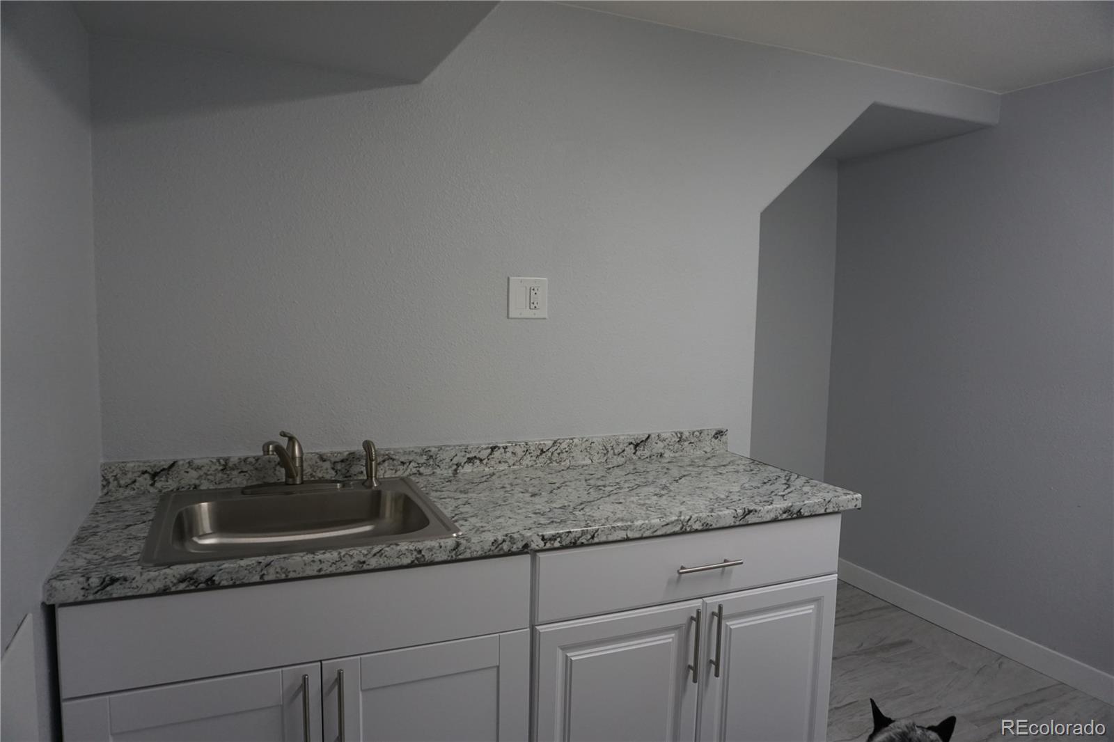MLS Image #30 for 5527  chandler court,denver, Colorado