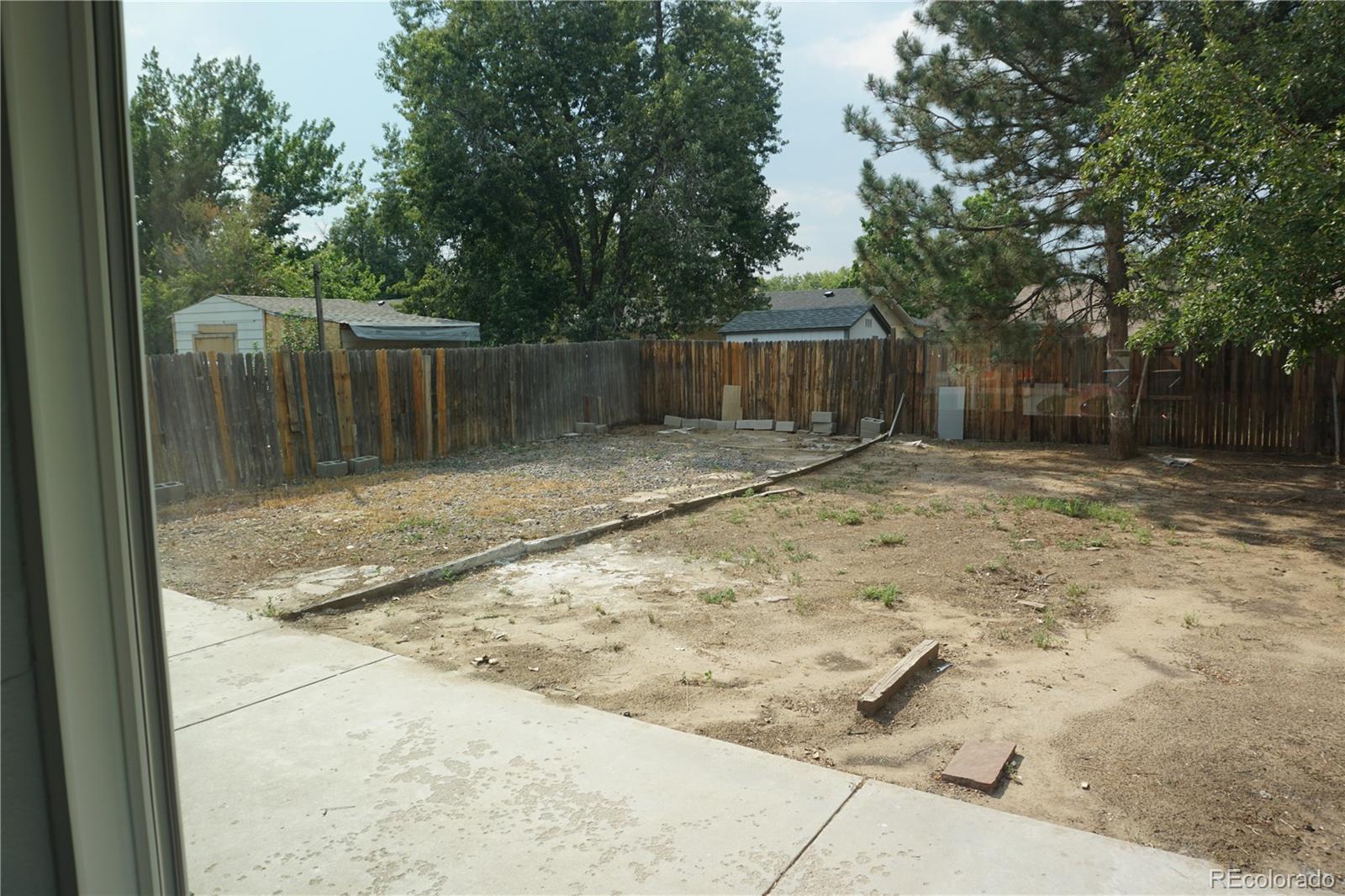 MLS Image #33 for 5527  chandler court,denver, Colorado