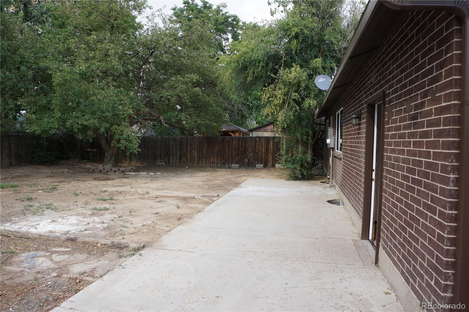 MLS Image #38 for 5527  chandler court,denver, Colorado