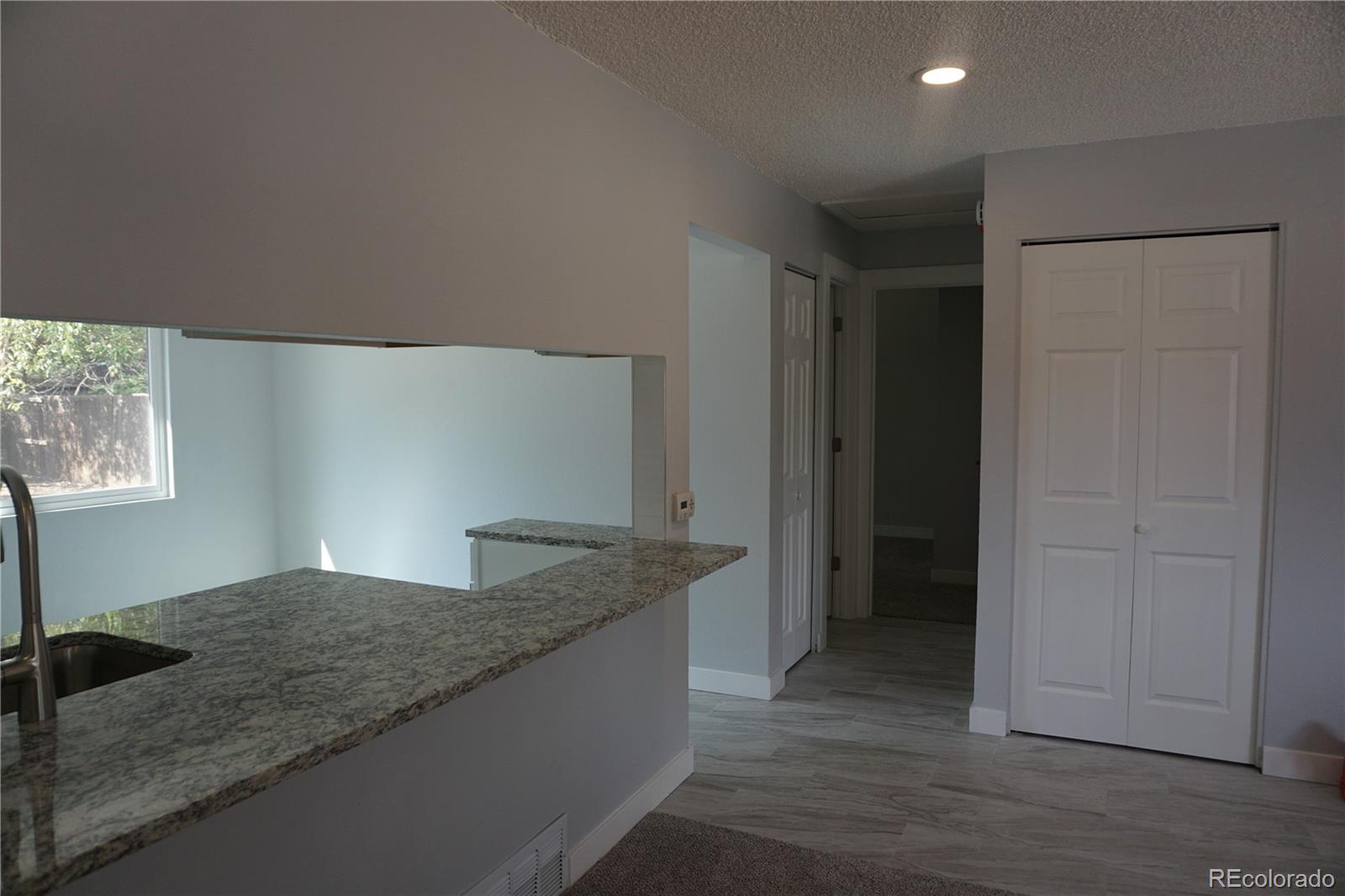 MLS Image #4 for 5527  chandler court,denver, Colorado
