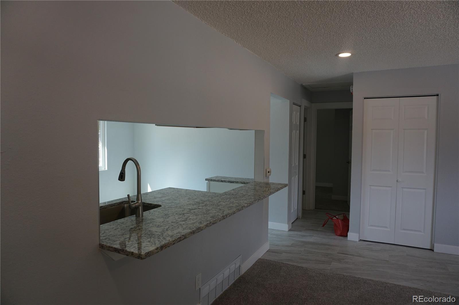 MLS Image #6 for 5527  chandler court,denver, Colorado