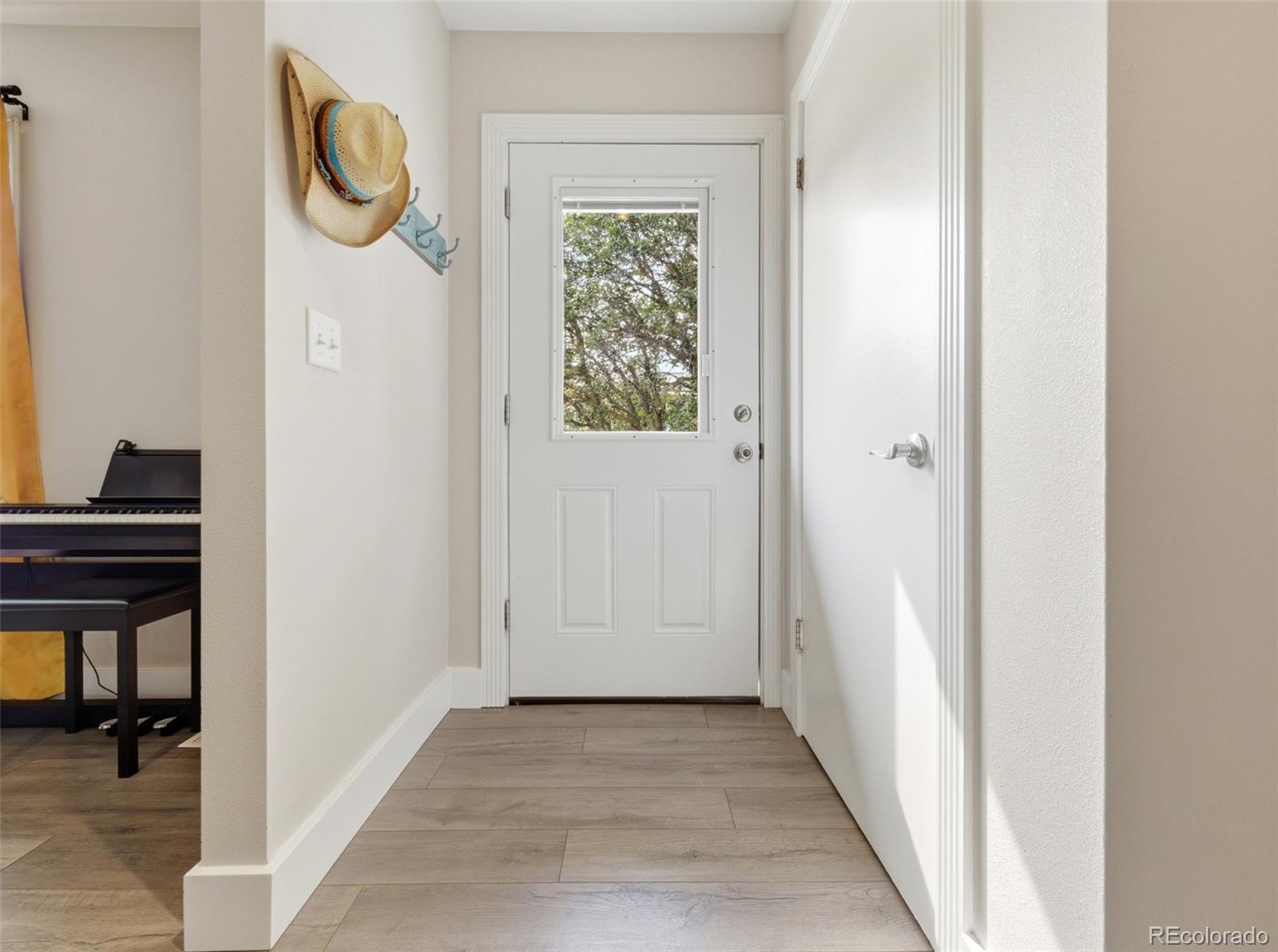 MLS Image #3 for 329  raspberry lane,monument, Colorado