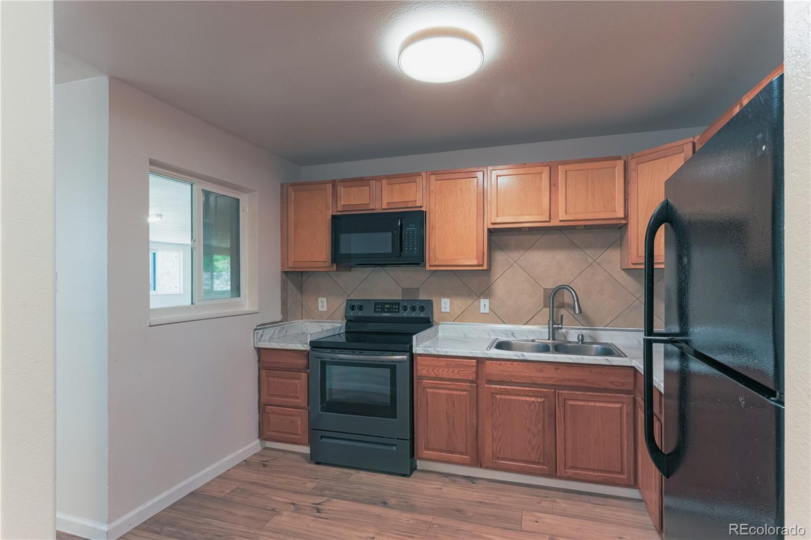 MLS Image #12 for 941  zion street,aurora, Colorado