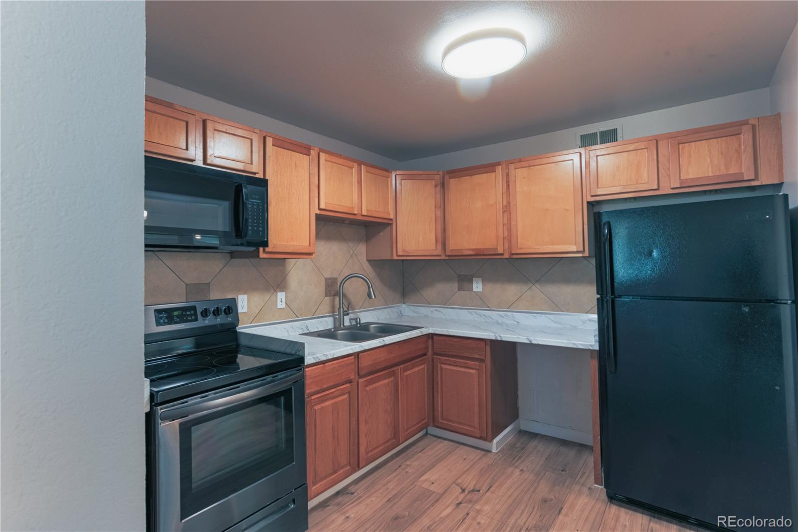 MLS Image #13 for 941  zion street,aurora, Colorado