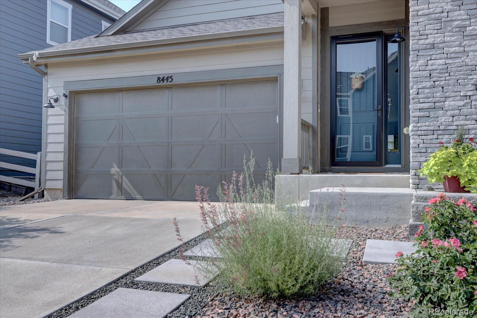 MLS Image #2 for 8445  garden city avenue,littleton, Colorado