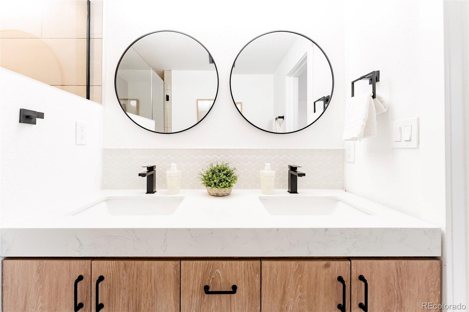 MLS Image #26 for 6272 s garfield drive,centennial, Colorado
