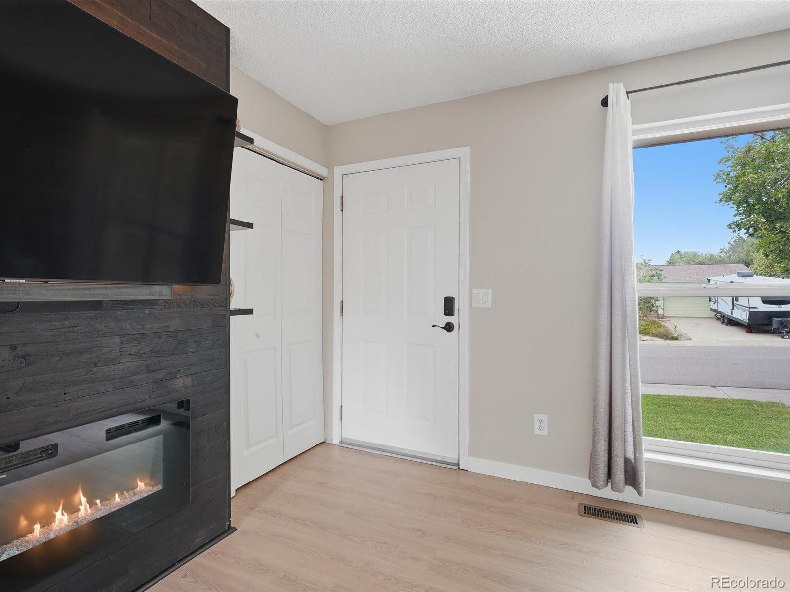 MLS Image #5 for 1208 s cathay street,aurora, Colorado