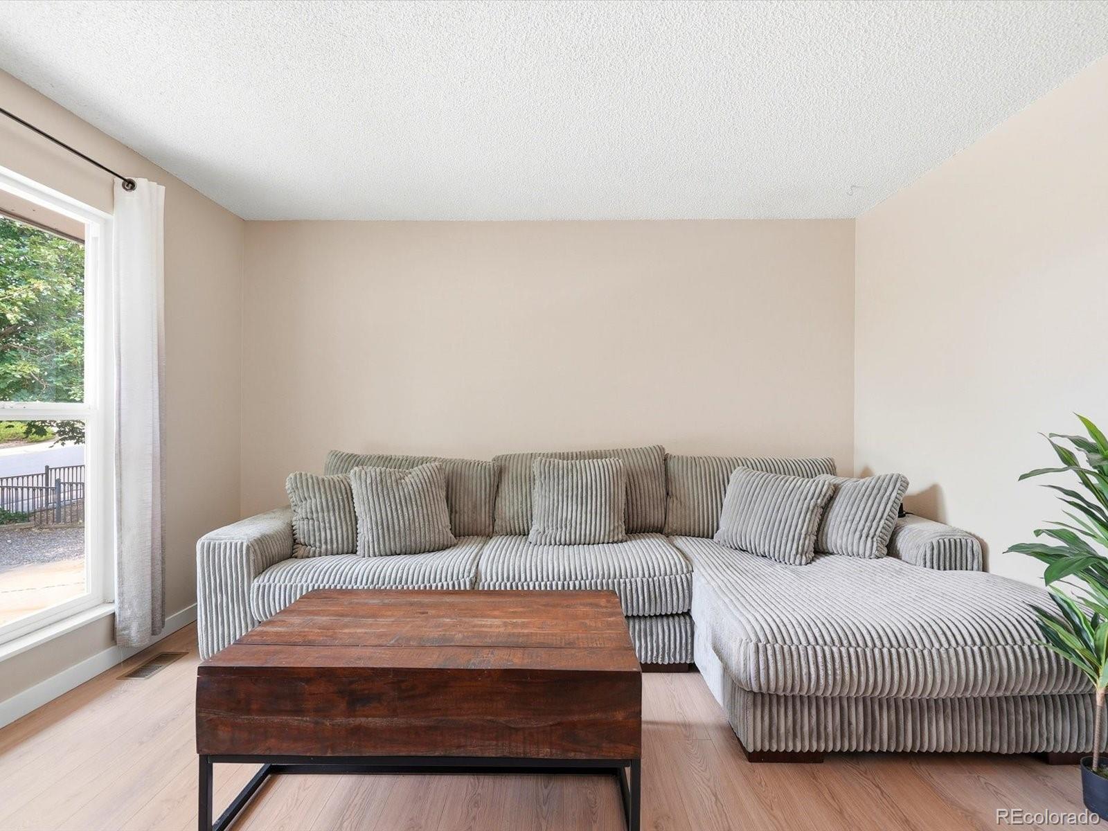 MLS Image #7 for 1208 s cathay street,aurora, Colorado