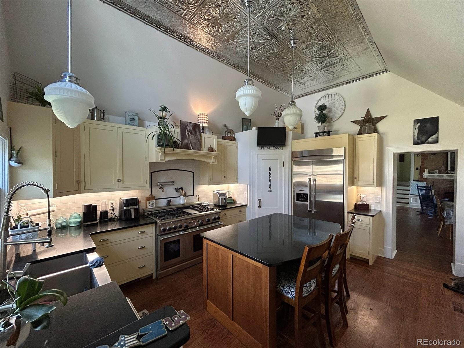 MLS Image #4 for 409 w vinson street,holly, Colorado