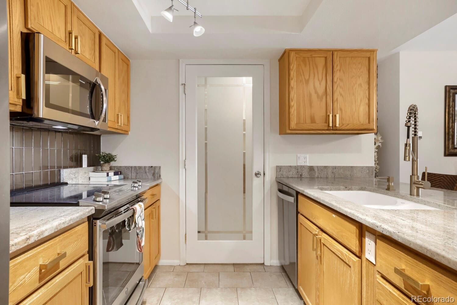 MLS Image #15 for 23656  pondview place,golden, Colorado