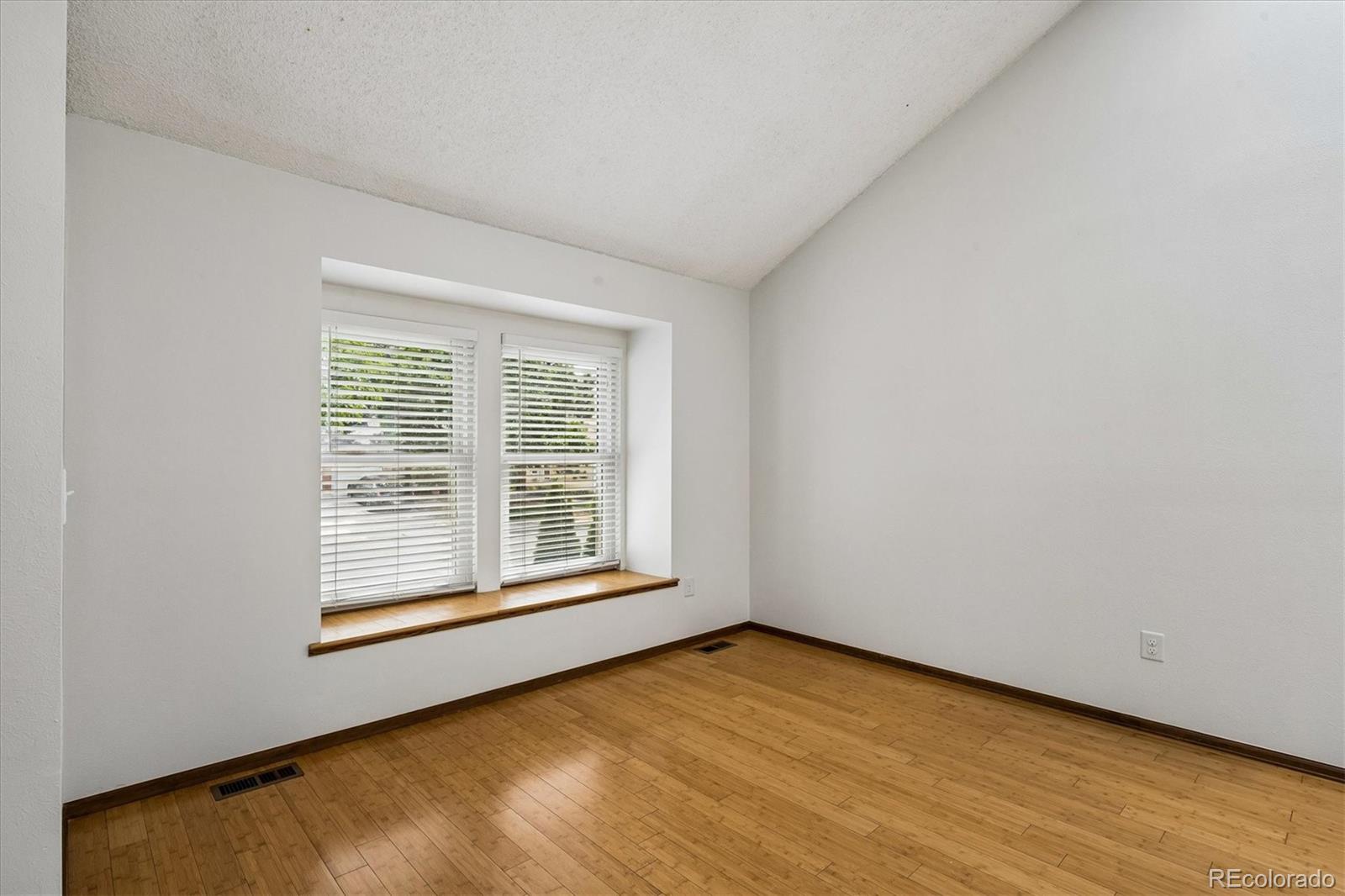 MLS Image #4 for 14767 e wagon trail drive,aurora, Colorado