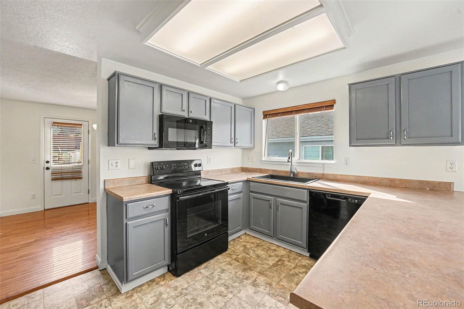 MLS Image #10 for 23869  broadmoor drive,parker, Colorado
