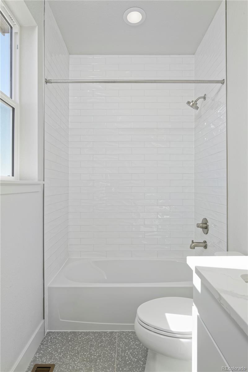 MLS Image #10 for 3139 w bates avenue,denver, Colorado