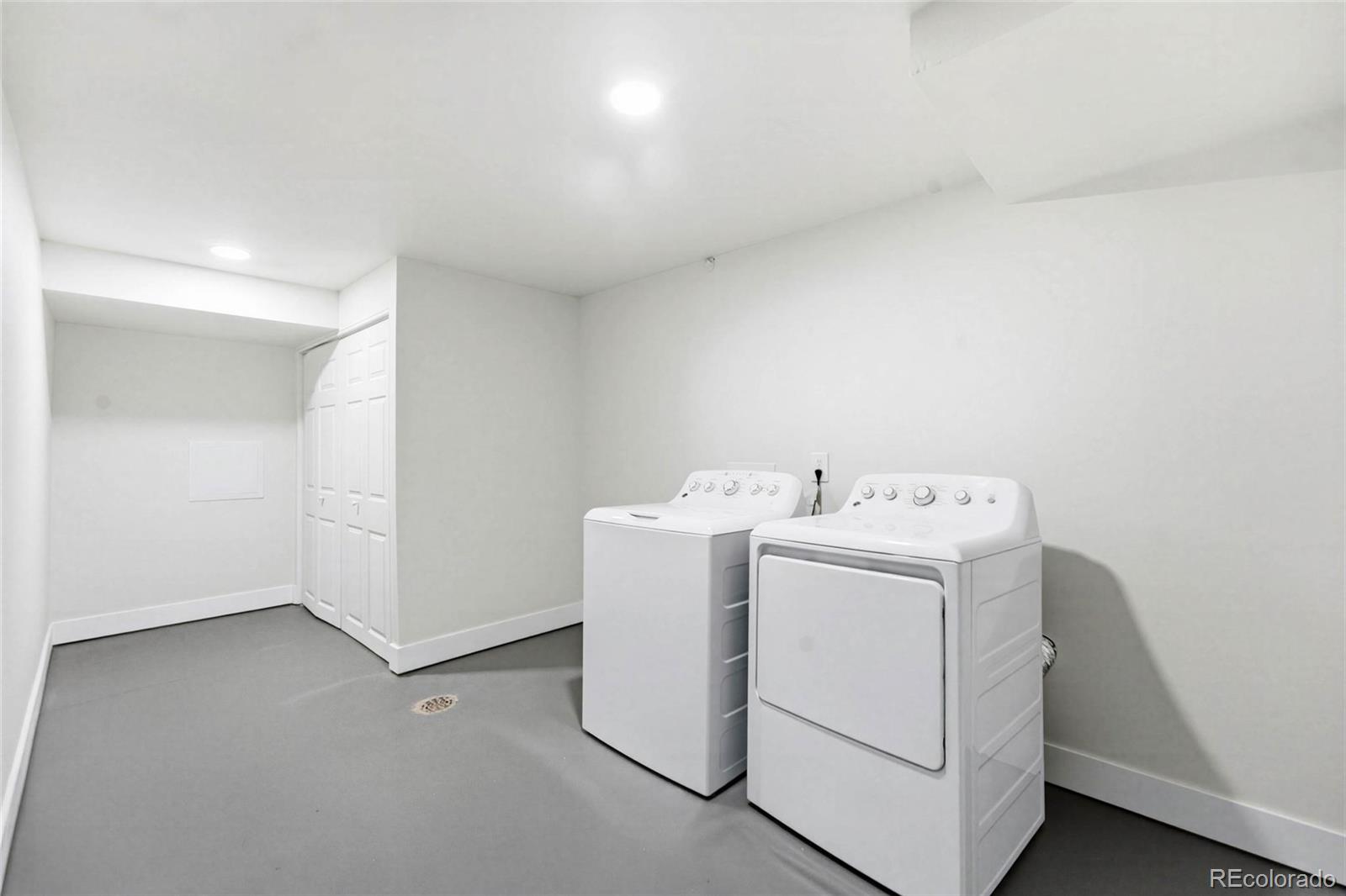 MLS Image #11 for 11229  holly street,denver, Colorado