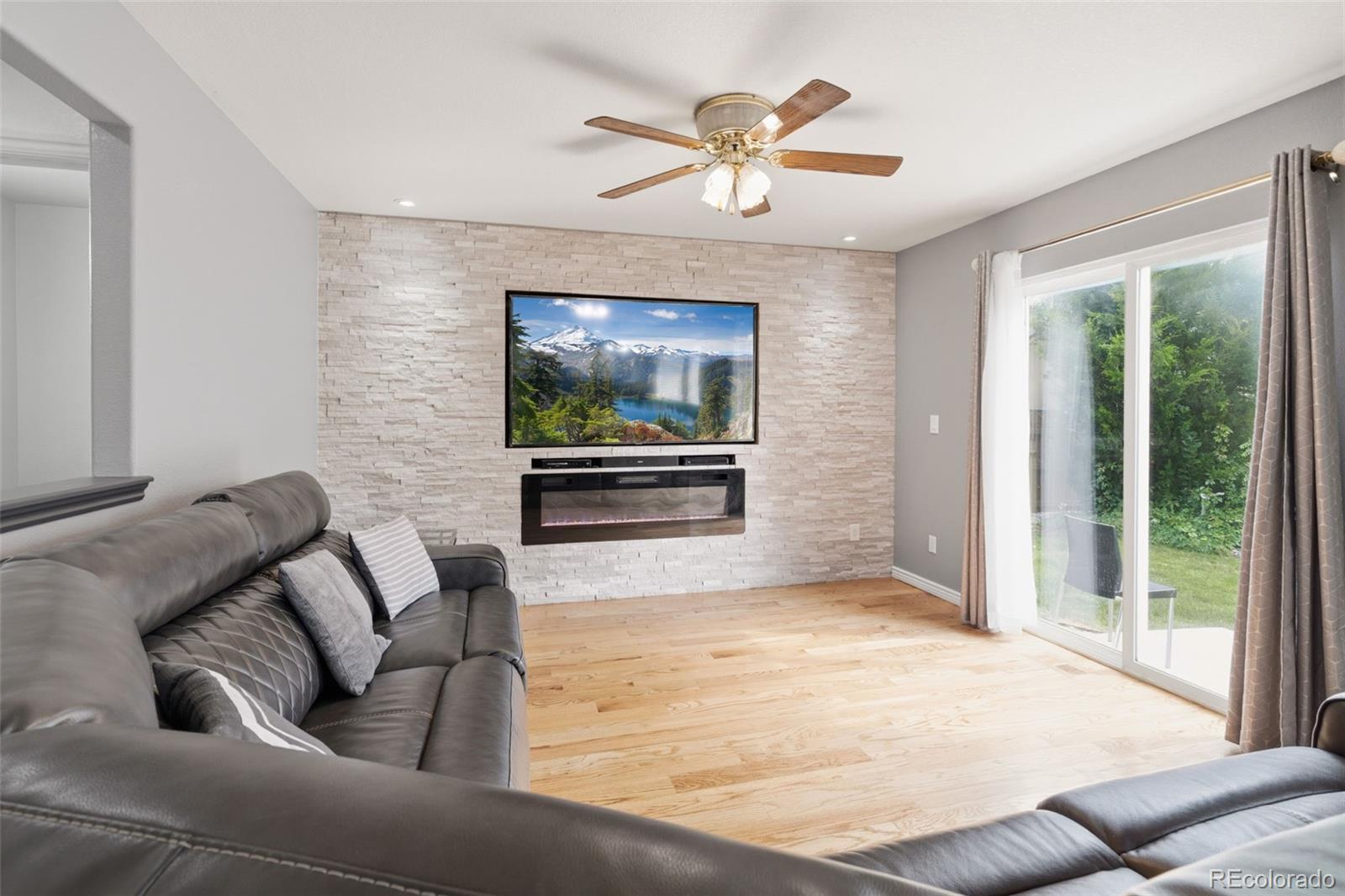 MLS Image #11 for 9608  humboldt street,thornton, Colorado