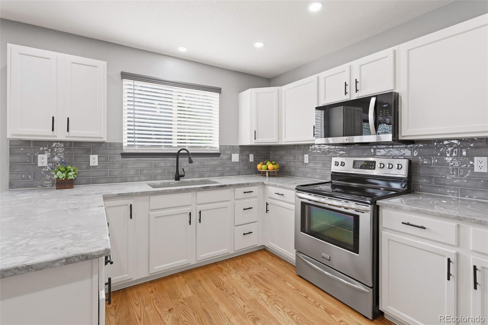MLS Image #6 for 9608  humboldt street,thornton, Colorado