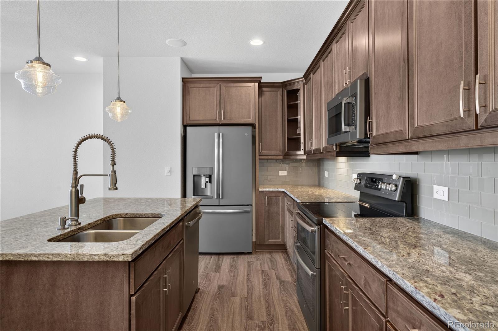 MLS Image #11 for 15771 e broncos place,englewood, Colorado