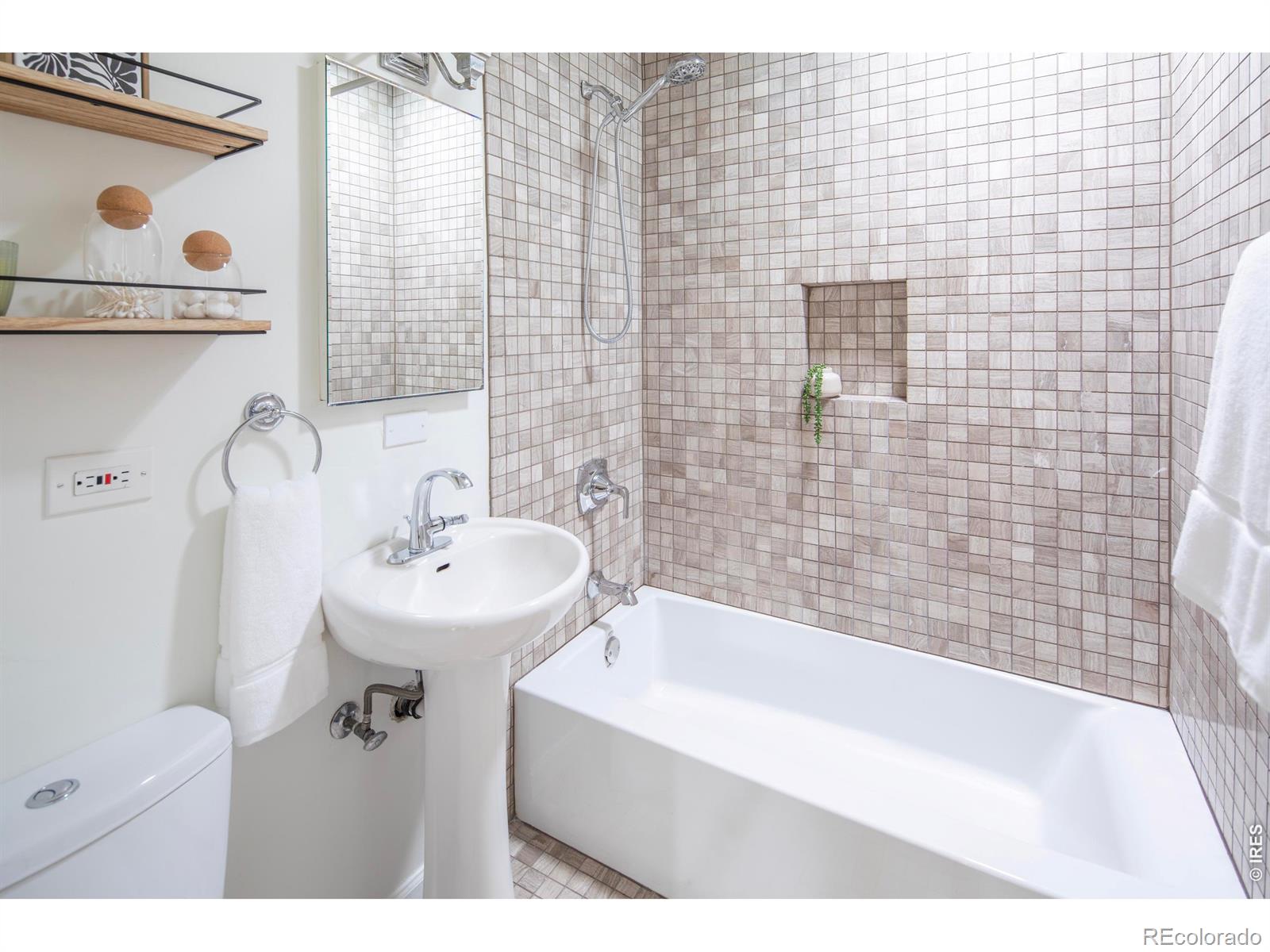 MLS Image #12 for 2447  20th street,boulder, Colorado