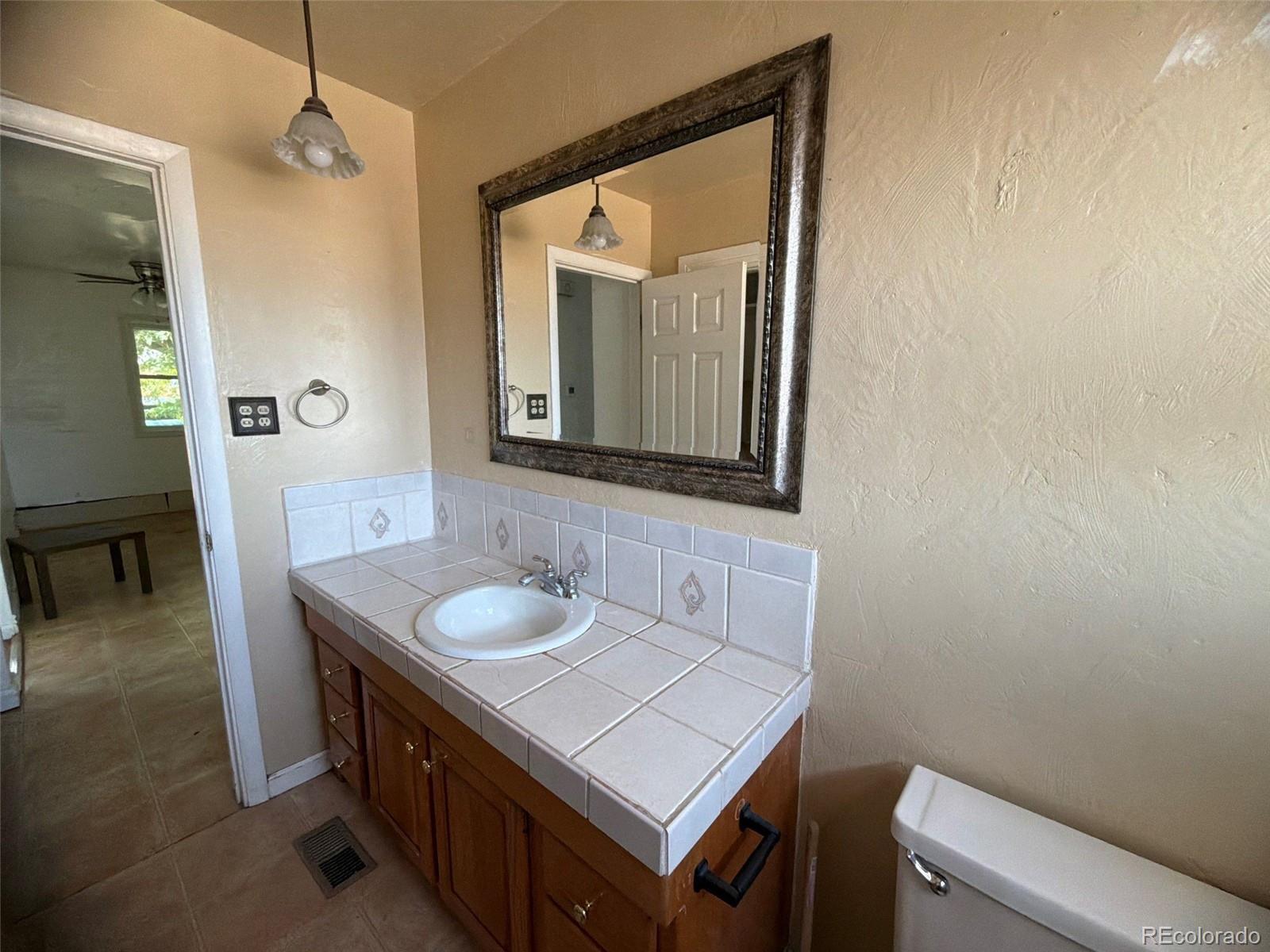 MLS Image #14 for 47  amherst avenue,pueblo, Colorado