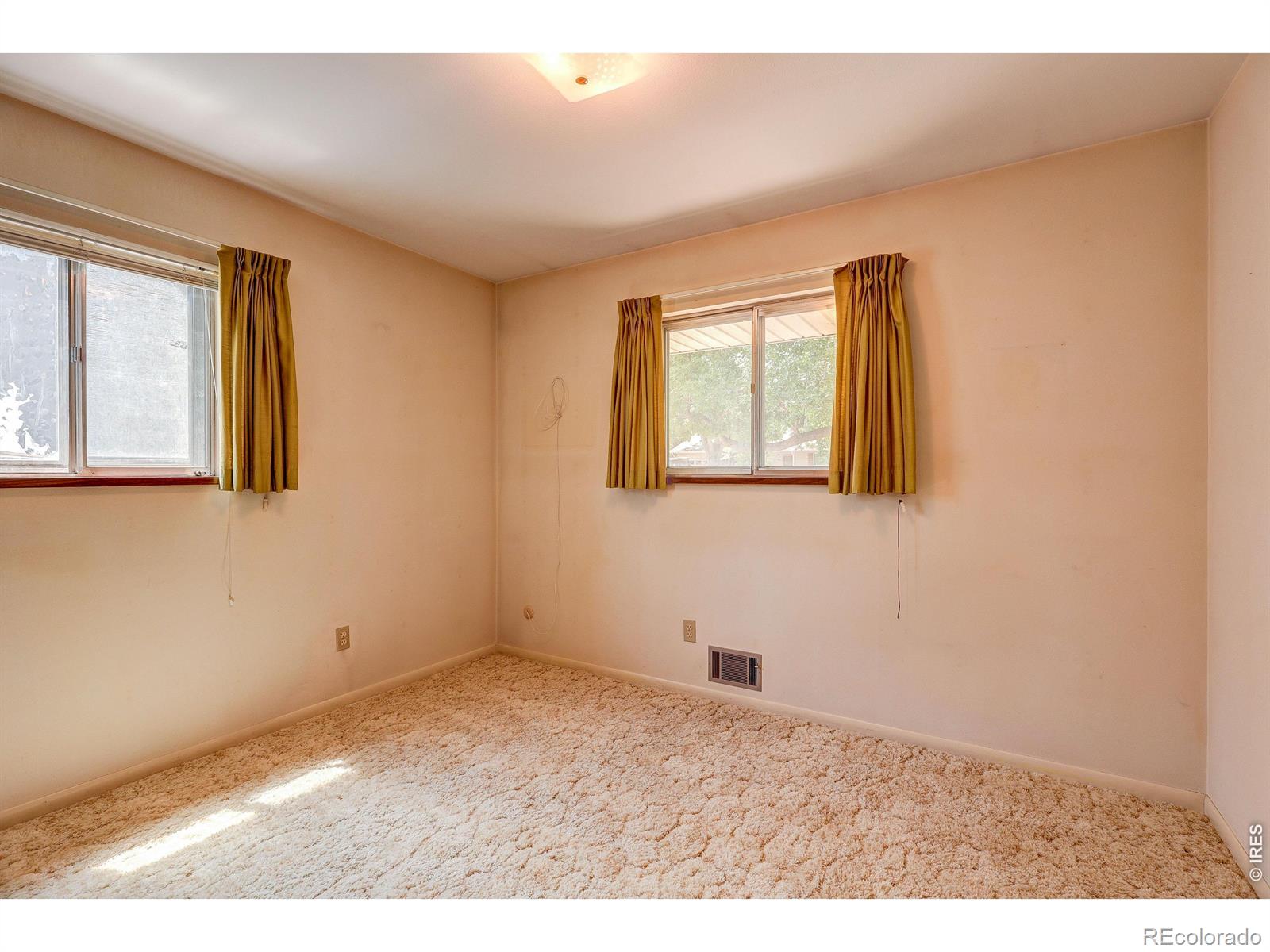 MLS Image #19 for 1416  skyline drive,fort collins, Colorado