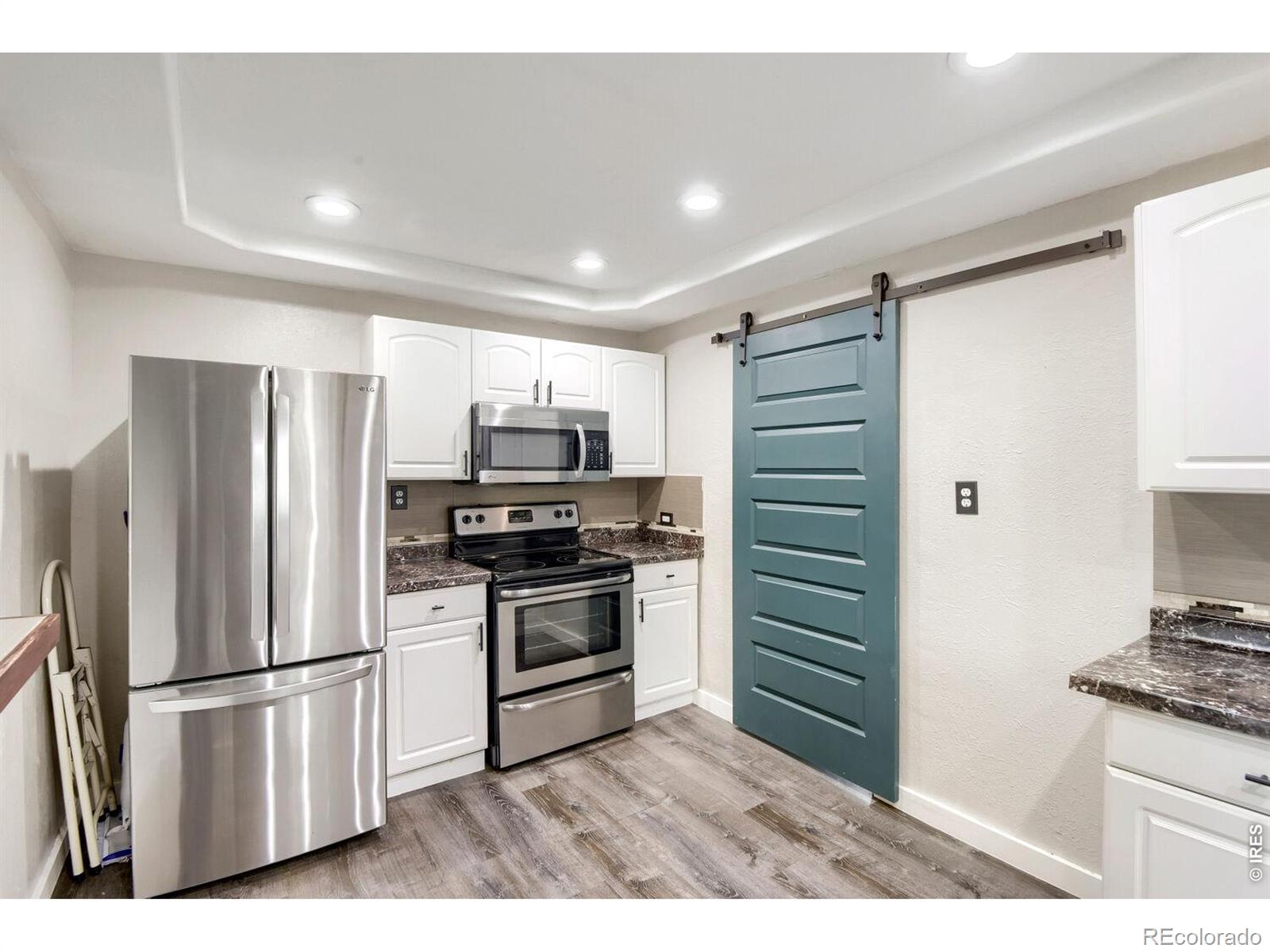 MLS Image #11 for 1735 w burlington place,denver, Colorado