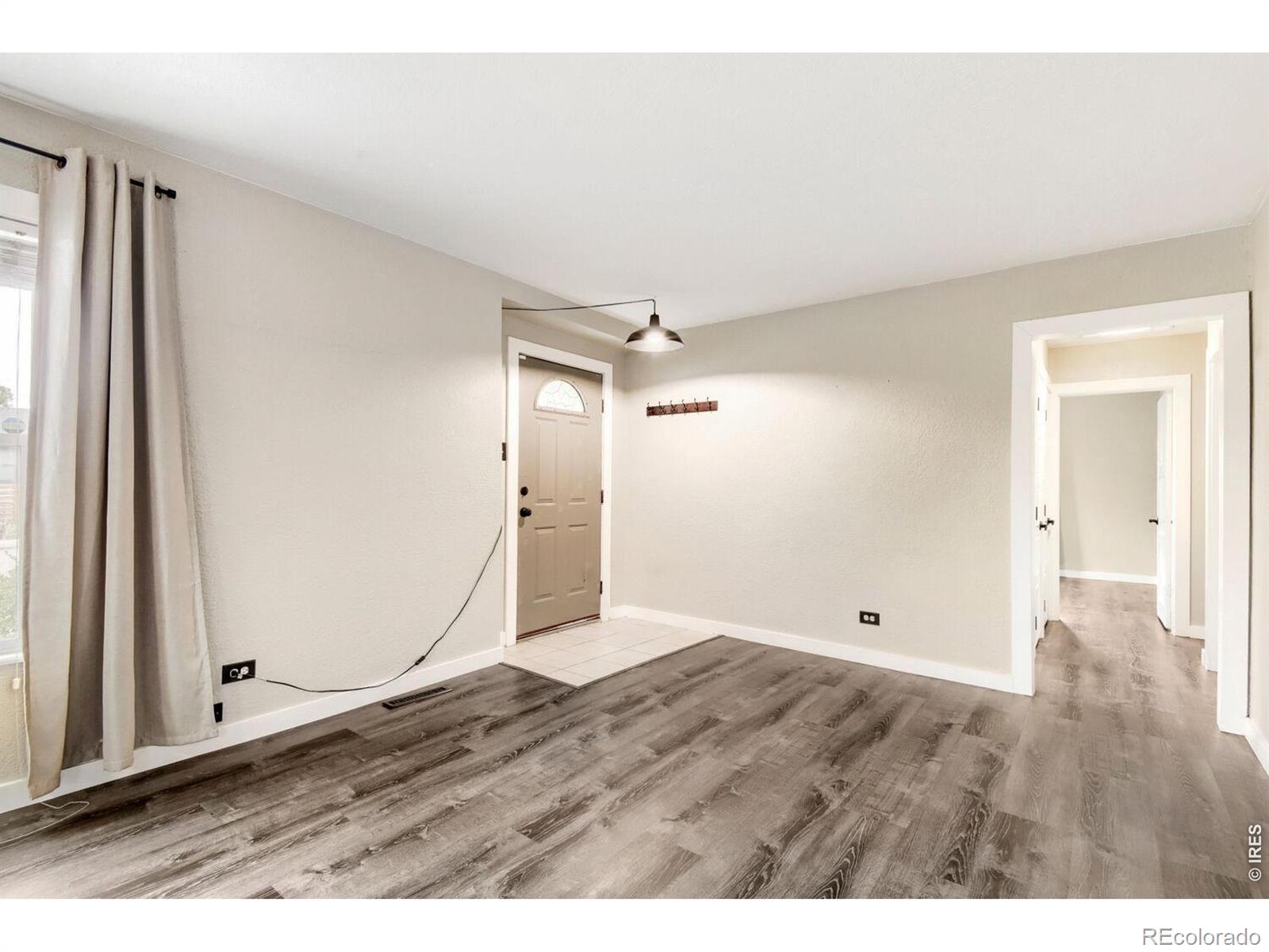 MLS Image #8 for 1735 w burlington place,denver, Colorado