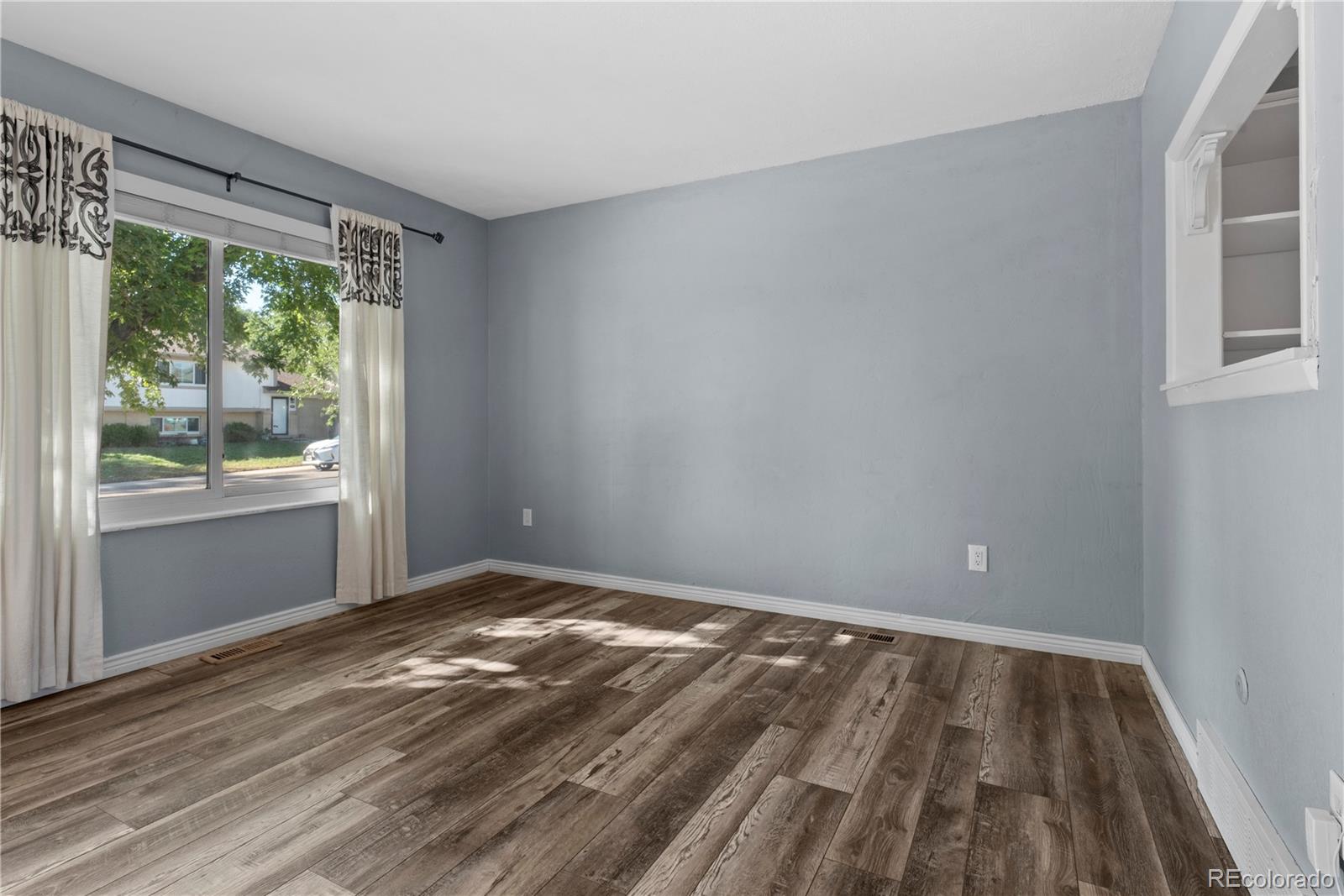 MLS Image #2 for 3569 s newland street,denver, Colorado