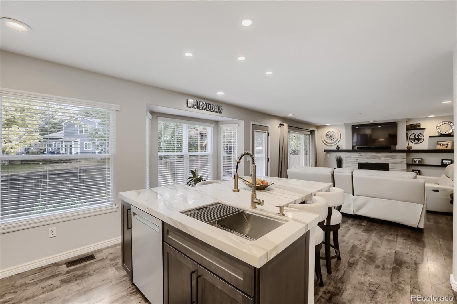 MLS Image #8 for 2897 s coors drive,denver, Colorado
